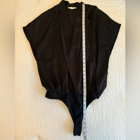 Aiblee Black Surplice Bodysuit - Size Large - Picture 7 of 12